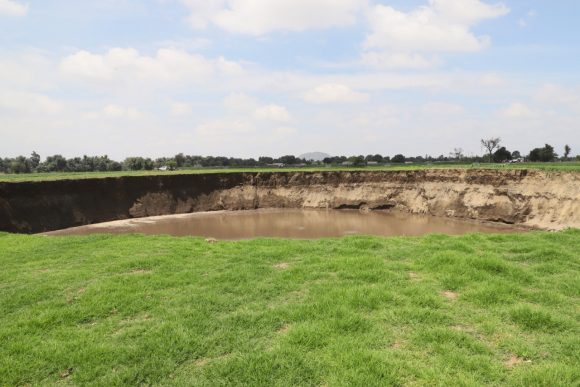 Socavón incrementó su diámetro a 97 metros; continúan estudios: SEGOB