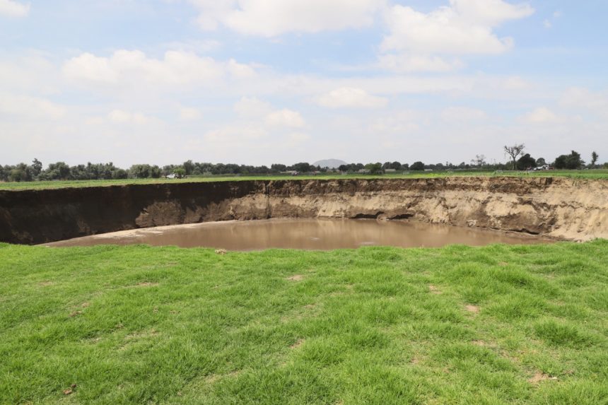 Socavón incrementó su diámetro a 97 metros; continúan estudios: SEGOB