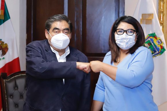 906d481a-04d5-44ac-a6c6-3a85f7ef0149 (1) Se reúne Barbosa con Genoveva Huerta en la construcción de un ambiente de gobernabilidad