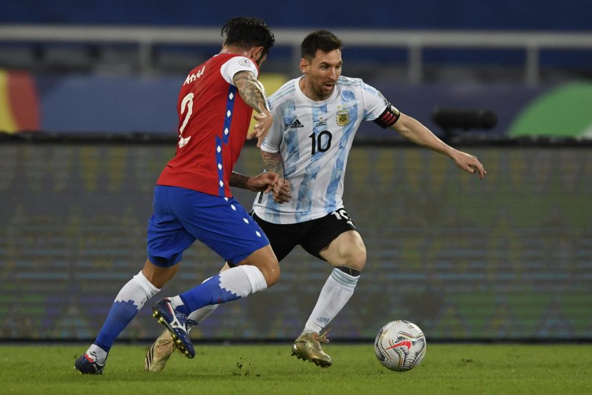 Argentina y Chile dividen puntos en su debut en Copa América