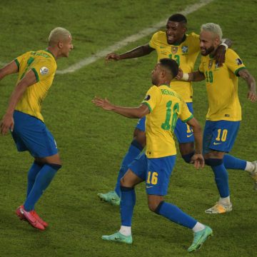 Brasil goleó a Perú y se pasea en la Copa América 2021