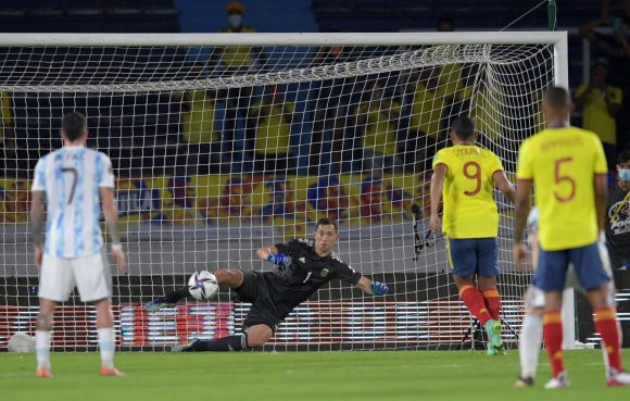 Colombia le sacó el empate a Argentina en la eliminatoria para el Mundial