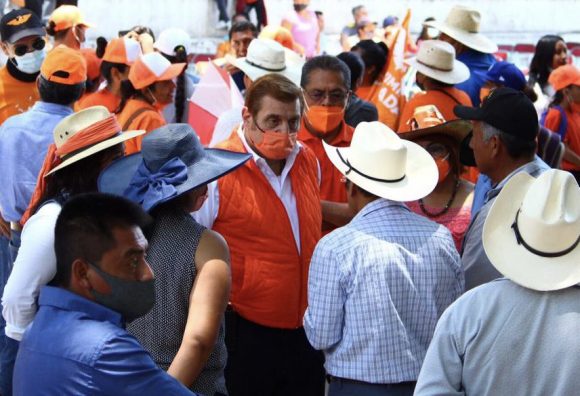 Invito a Rivera Santamaria y Norma Romero a sumarse al equipo de MC: Edgar Yitani