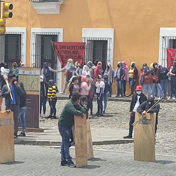 Reitera Gobierno Estatal diálogo abierto con normalistas de Teteles