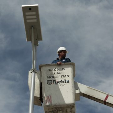 Con modernización del alumbrado público, Ayuntamiento de Puebla ahorra 8.6% en energía eléctrica