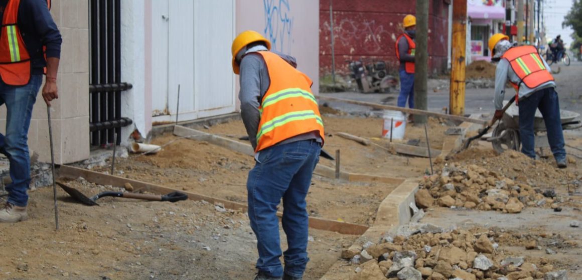 Continúa Ayuntamiento de Puebla inversión en rehabilitación y construcción de nuevas vialidades