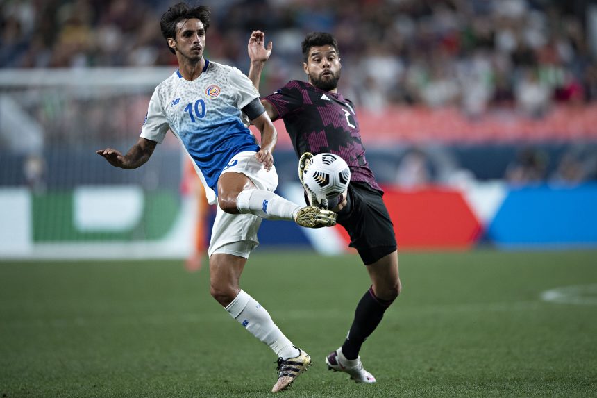 MEX2 México sufrió ante Costa Rica y avanzó en penales a la final