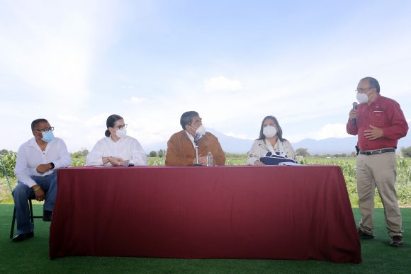 “Gobierno del Estado responde por su gente”: MBH realiza gira de trabajo en zona del socavón