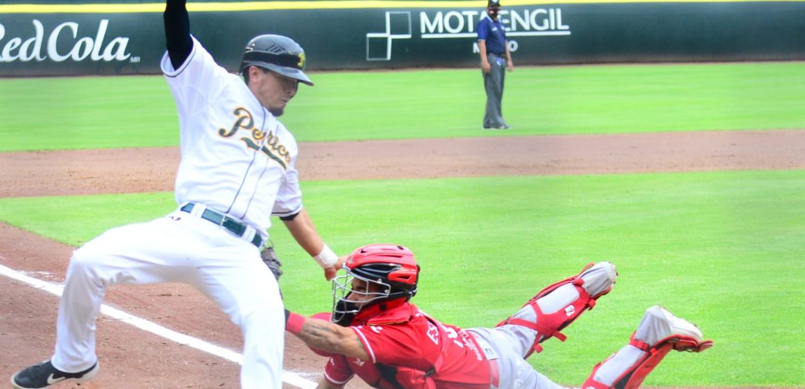 Pericos se lleva el primero de la serie ante El Águila