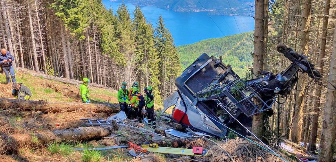 (VIDEO) Revelan imágenes del accidente del teleférico en Italia