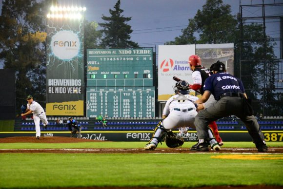 Diablos se lleva el primero ante Pericos en el Hermanos Serdán