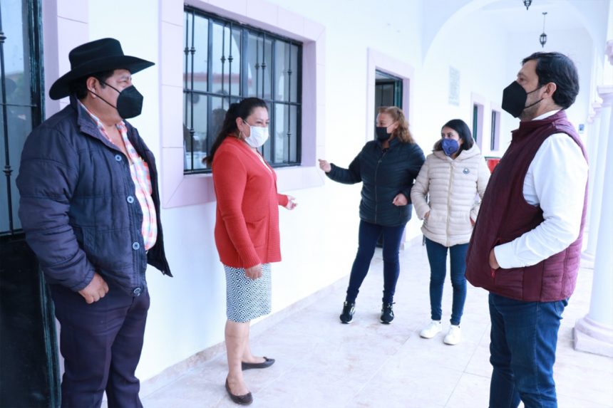 Fortalece SEDIF trabajo coordinado con juntas auxiliares de Teziutlán