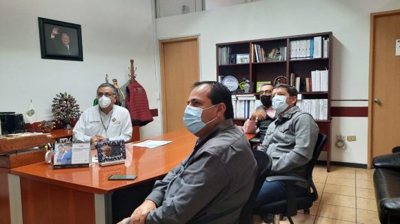 fc4ed472-7304-4f3e-b9c9-df22ae02ee76 Capacitará gobierno a industriales en derechos laborales y productividad