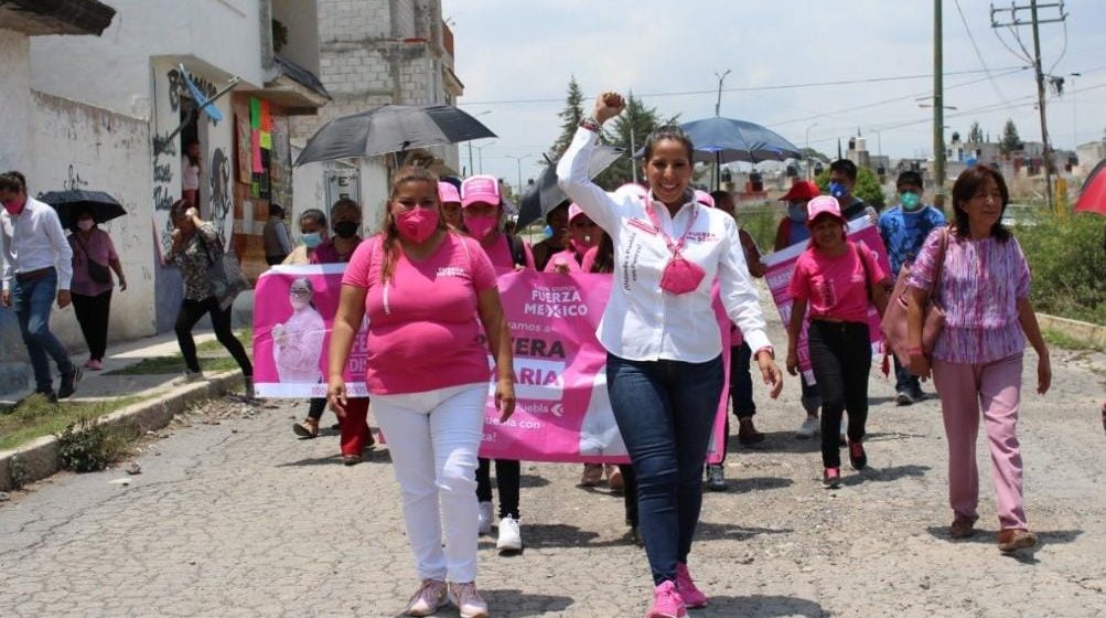 Tras perder registro como candidato Rivera Santamaría designa a su esposa como nueva candidata por FxM