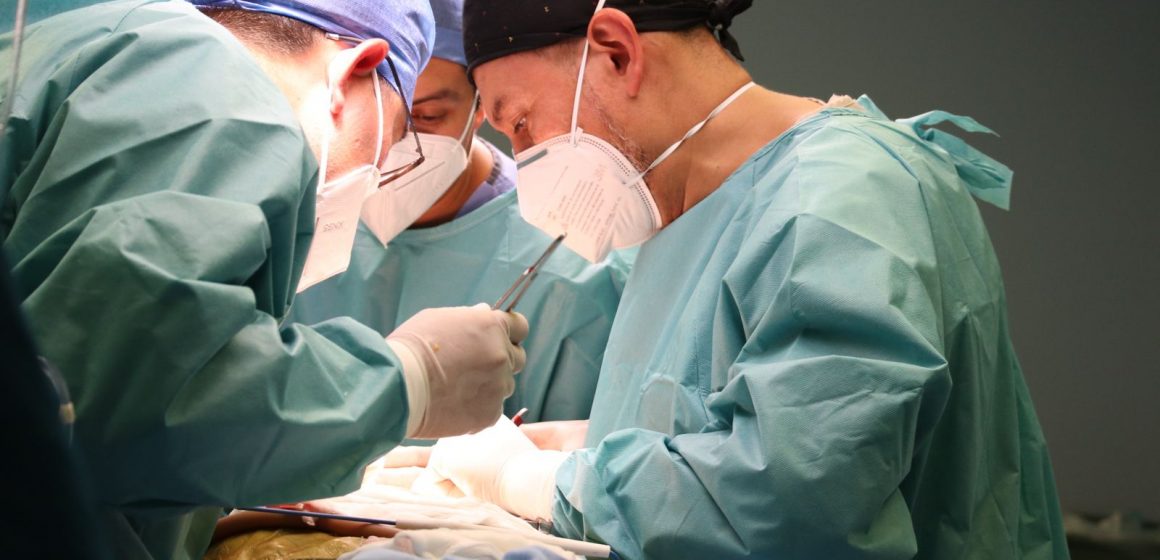 Con éxito realizan trasplantes renales en el ISSSTEP