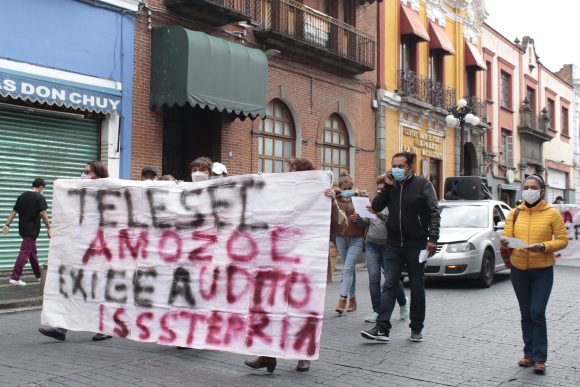 Maestros del SNTE solicitaron al Congreso una auditoría al ISSSTEP