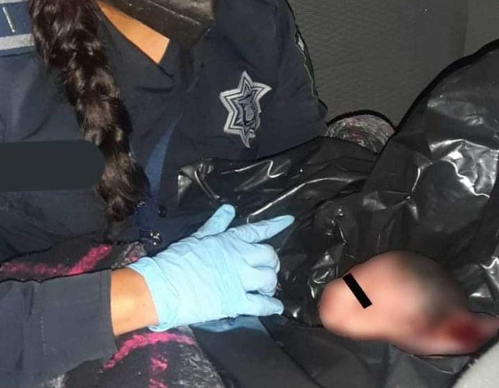 Policías de la SSC rescatan a recién nacida que fue abandonada en Puebla