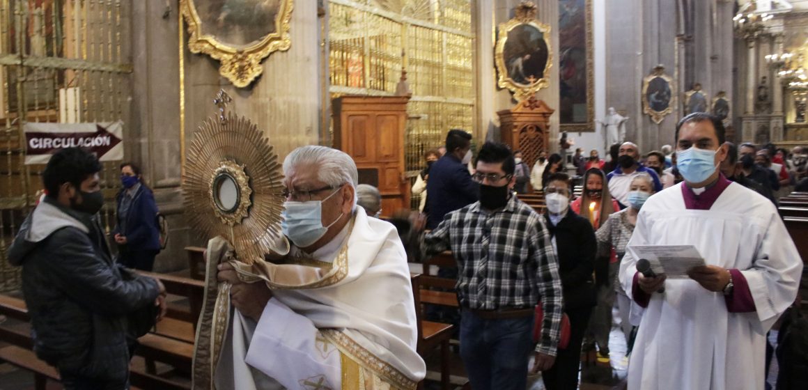 (FOTOS) Celebran Misa de Corpus en Catedral