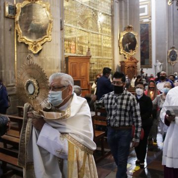 (FOTOS) Celebran Misa de Corpus en Catedral