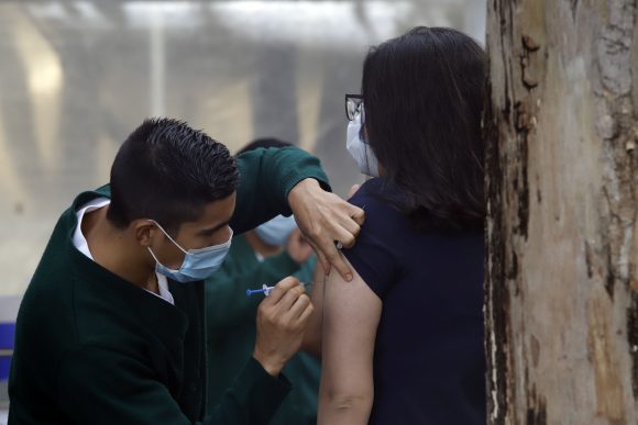 Iniciará aplicación de segunda dosis con AstraZeneca en 31 municipios del interior del estado