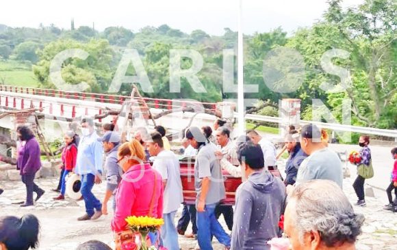 1 Dan último adiós a Jaime Pérez, líder cañero asesinado en la Mixteca