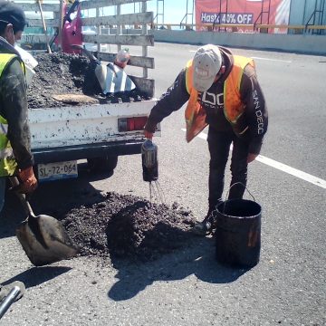 Trabaja Infraestructura en mantenimiento de Vía Atlixcáyotl