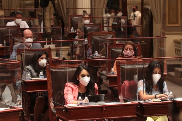 Aprueba LX Legislatura, inscribir en el Muro de Honor con letras doradas el nombre de “Esperanza Ramos de Naranjo”