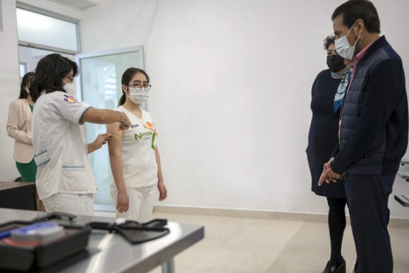 Obtiene la Licenciatura en Medicina del Complejo Regional Sur acreditación por parte de CIEES