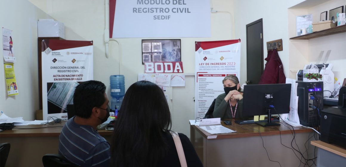 SEDIF y Registro Civil entregan 148 actas de nacimiento en Braille