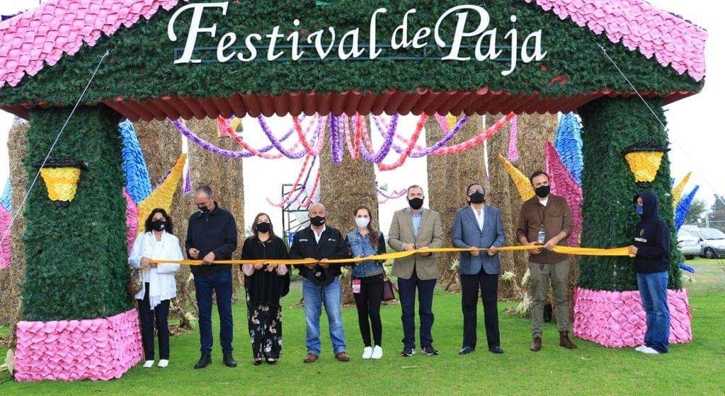 Espectacular Festival de la Paja en Atlixco