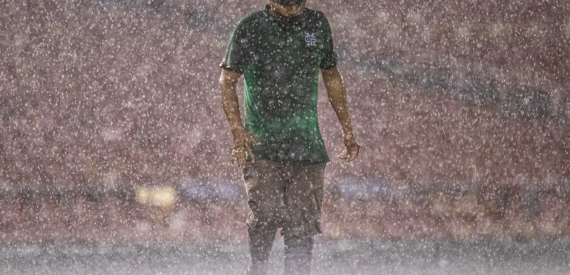 Suspendido por lluvia el tercer juego de la Serie entre Mariachis y Pericos