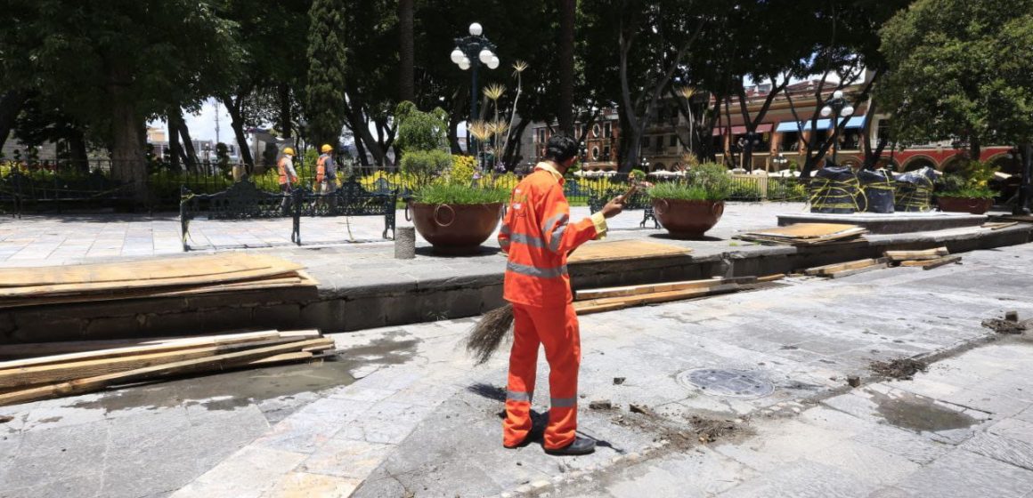Reabren zócalo de Puebla tres meses después de obras inconclusas