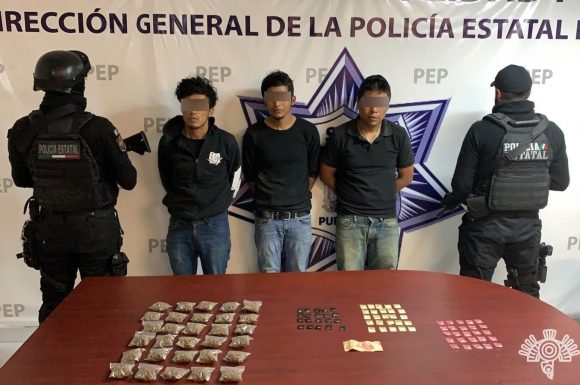 Mediante denuncia ciudadana, Policía Estatal captura a presuntos narcovendedores