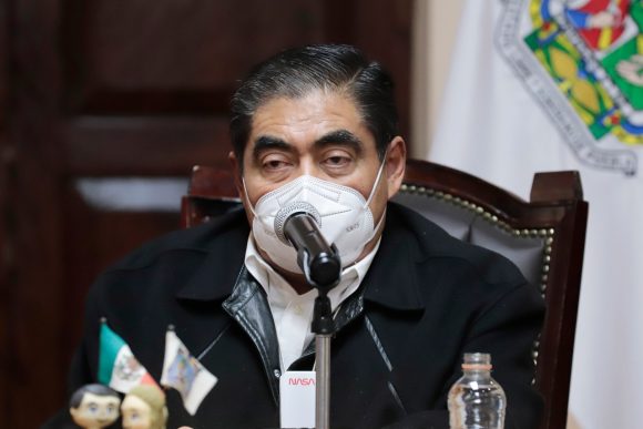 Actividades económicas en Puebla no volverán a cerrar, afirma Barbosa