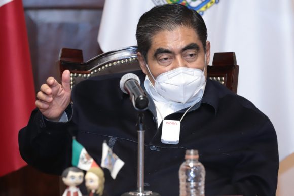 ohisdfgkhljfgdshkjgdfkhjs Llama MBH a poblanos a la responsabilidad y aplicarse la vacuna contra la COVID-19