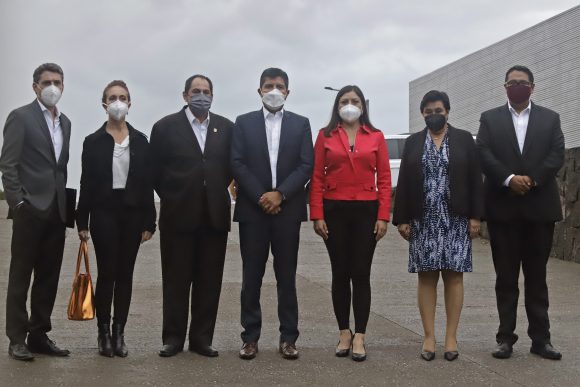 Claudia Rivera y Eduardo Rivera sostienen mesa de trabajo de seguridad y designan equipo de transición