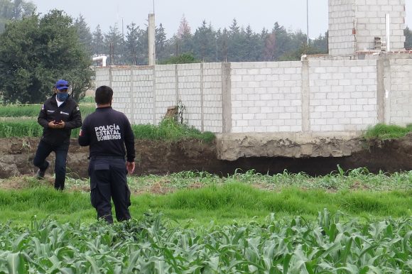 La familia afectada por el socavón eligió un predio de 182 mil pesos para construir su vivienda que pagará el gobierno del estado: MBH