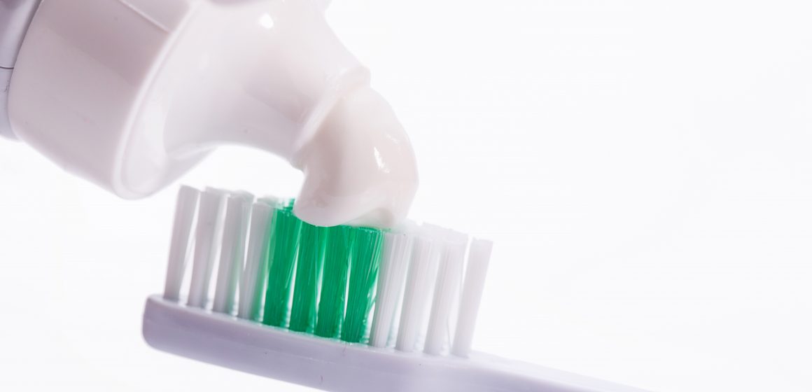 ¿Cambias tu cepillo de dientes continuamente?