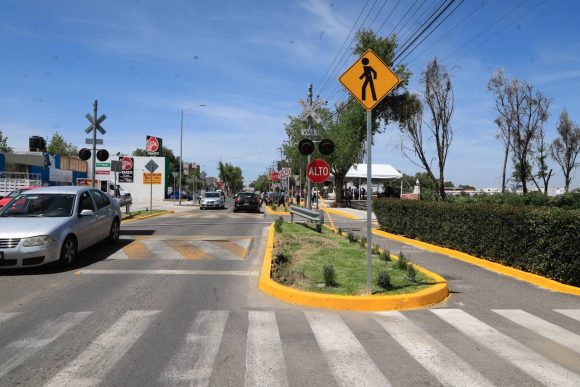 Ayuntamiento de Puebla rehabilita entrada principal a San Felipe Hueyotlipan