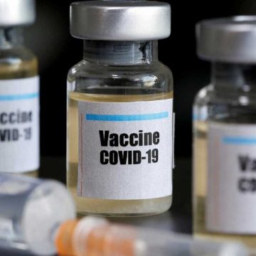 Revista científica The Lancet publica que combinar vacunas Astra y Pfizer es seguro y eficaz contra COVID-19