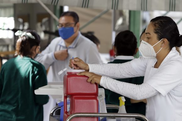 vacuna-covid-19-imss-san-jose-467383 En 100 municipios de Puebla habrá vacunación para personas de 18 años y más; se analiza logística