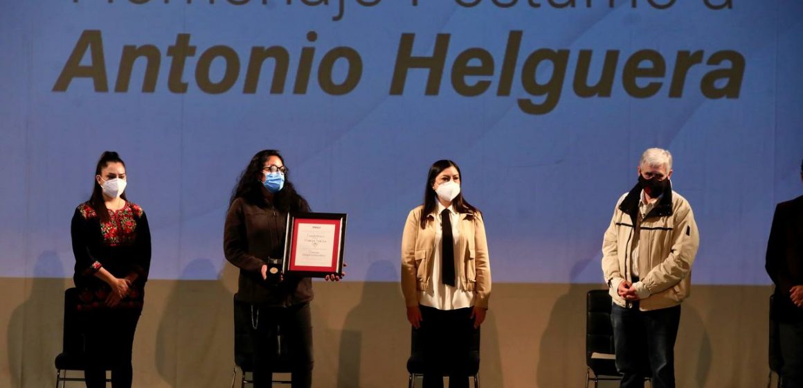 Ayuntamiento de Puebla rinde homenaje póstumo al caricaturista Antonio Helguera