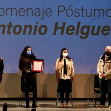 Ayuntamiento de Puebla rinde homenaje póstumo al caricaturista Antonio Helguera