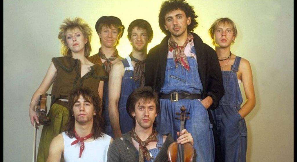 Irresistible, inigualable, irrepetible… de lo poco rescatable de Dexy’s Midnight Runners