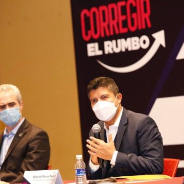 Eduardo Rivera Pérez agrupa sectores sociales en segunda sesión plenaria de la comisión permanente por Puebla