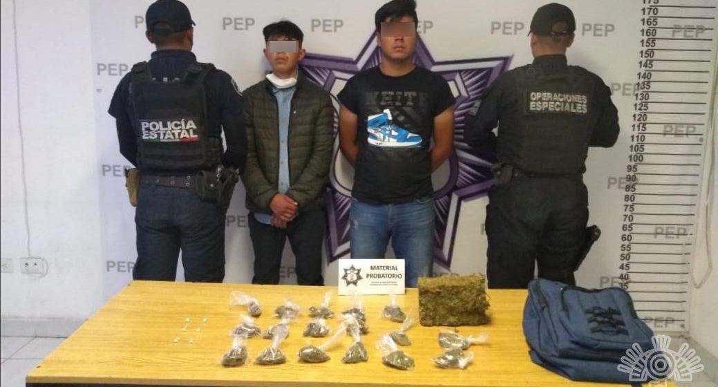 Dos presuntos narcomenudistas de “El Chupón” fueron detenidos por la Policía Estatal