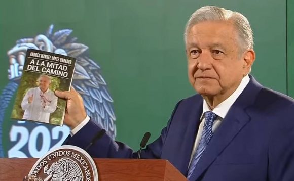 AMLO publica carta de Salvador Cienfuegos tras ser detenido