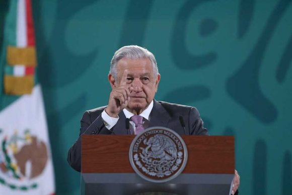 AMLO insiste en una excarcelación masiva antes del 15 de septiembre