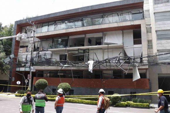 (VIDEO) Así quedó el edificio en Benito Juárez tras explosión