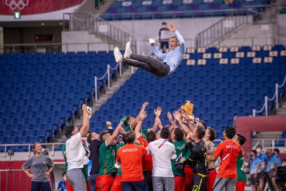 Jaime Lozano oficializa su salida de la Selección Olímpica